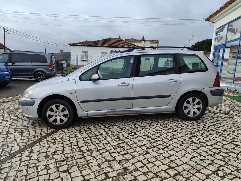 Usado Peugeot 307 70 HP (51 kW) 2004 Cinza Carrinha