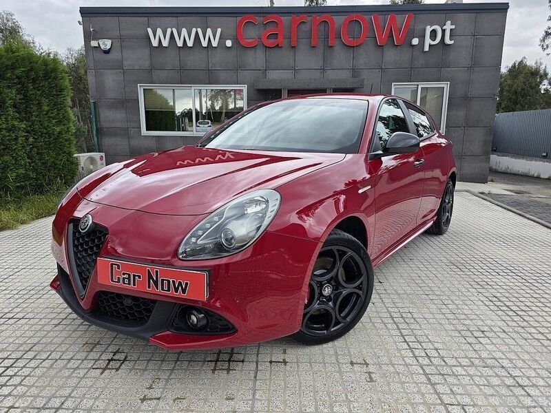 Vermelho Usado 2020 Alfa Romeo Giulietta Super Citadino | € 18.550 (Preço justo) - Imagem 1/4