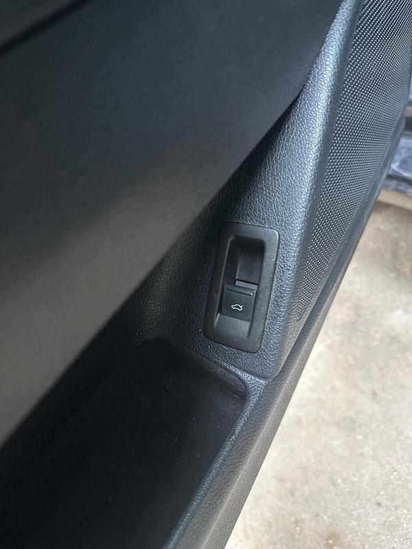 Usado VW Scirocco 170 HP (125 kW) 2011 Preto Coupé