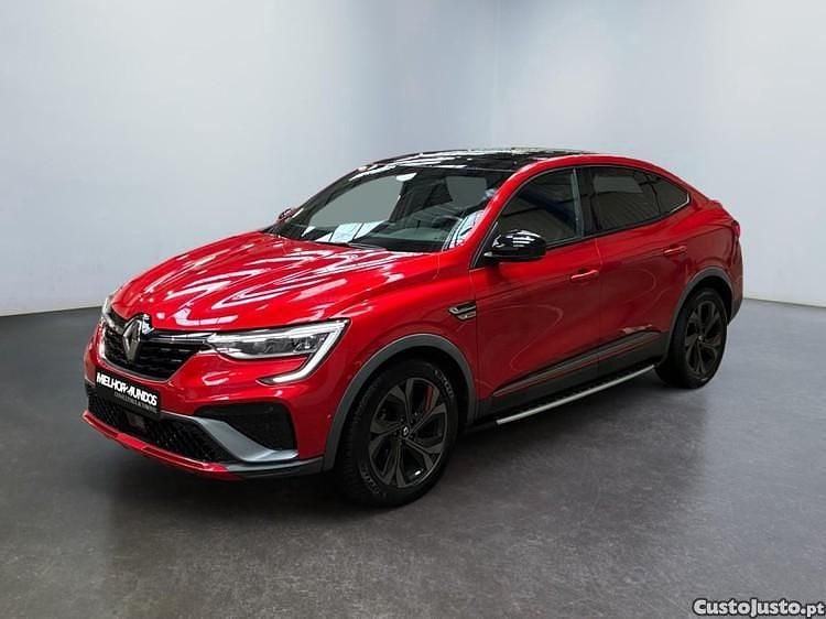 Usado Renault Arkana R.S. 160 HP (117 kW) 2021 Vermelho SUV