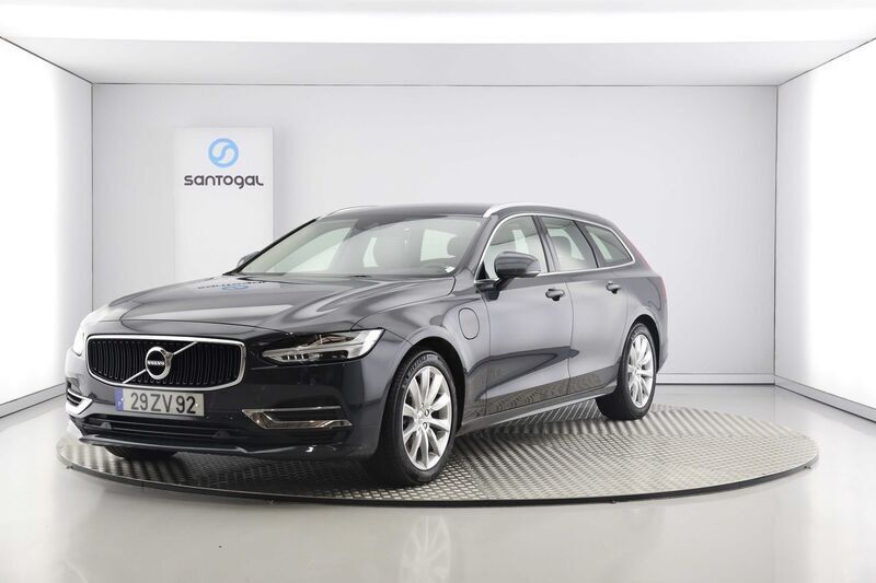 Cinzento Usado 2020 Volvo V90 Momentum Carrinha | € 39.490 (Preço justo) - Imagem 1/4