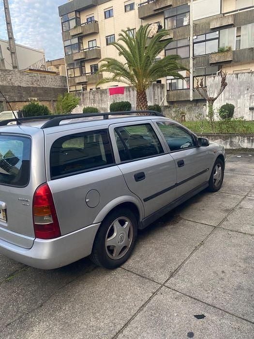 Usado 1998 Opel Astra Sedan | € 2.100 - Imagem 1/4
