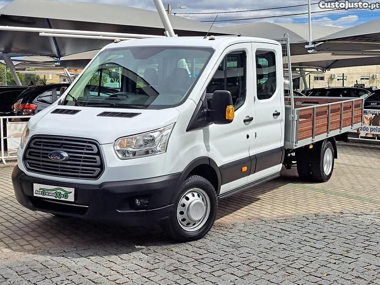 Branco Usado 2017 Ford Transit Trend | € 21.990 - Imagem 1/1