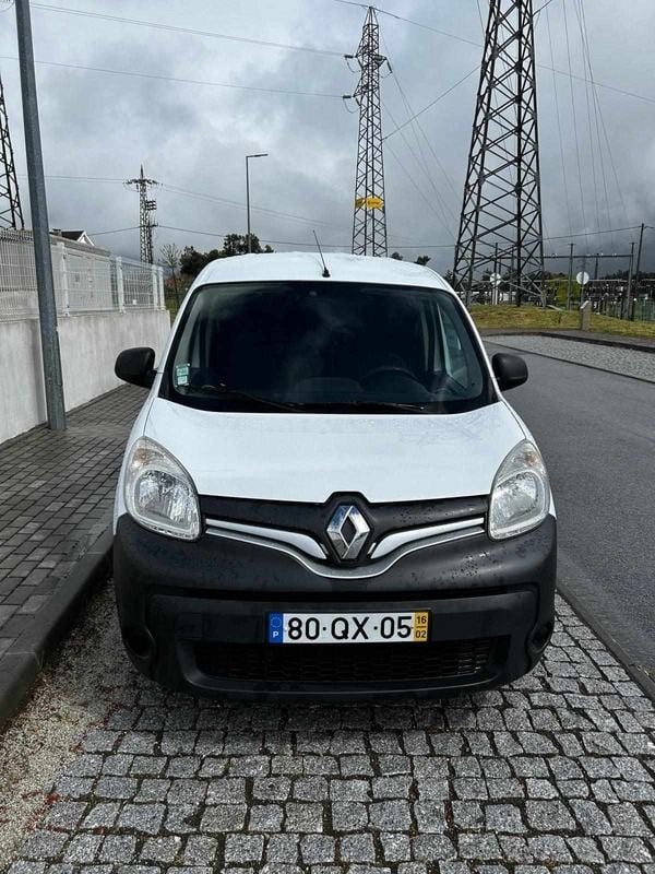 Branco Usado 2016 Renault Kangoo Monovolume | € 7.400 (Preço justo) - Imagem 1/4