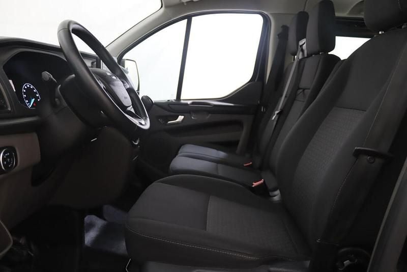 Usado Ford Transit Custom 130 HP (95 kW) 2022 Preto