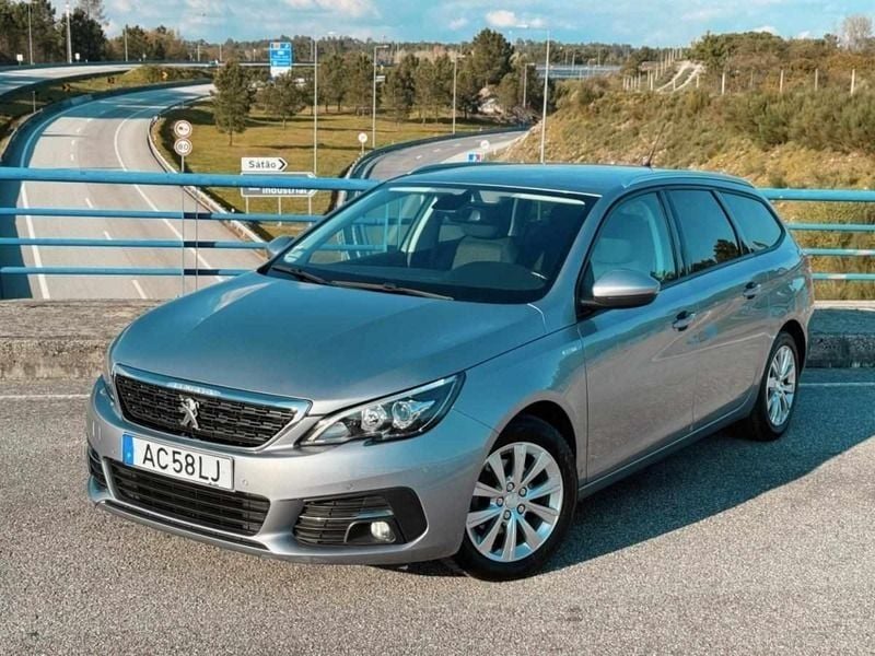 Cinzento Usado 2020 Peugeot 308 Carrinha | € 13.750 (Preço justo) - Imagem 1/4