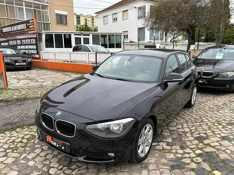 Usado BMW 116 116 HP (85 kW) 2012 Preto Citadino