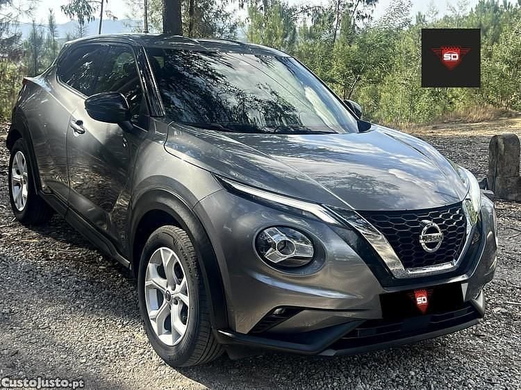 Cinza Usado 2020 Nissan Juke N-Connecta SUV | € 17.950 (Preço justo) - Imagem 1/1