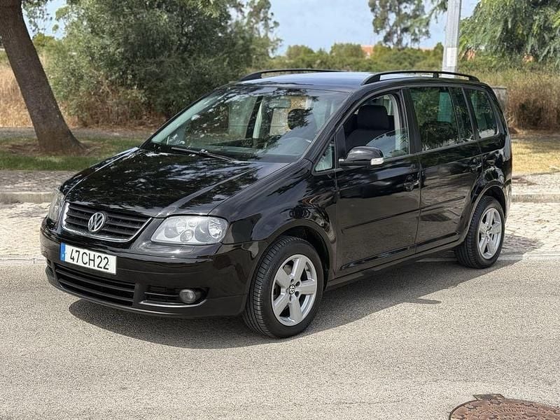 Usado 2006 VW Touran Monovolume | € 5.950 - Imagem 1/4