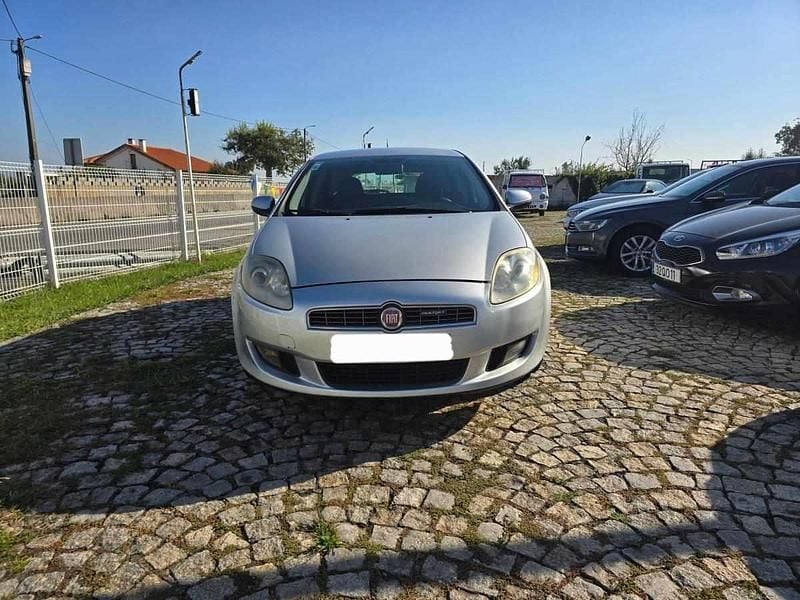 Usado Fiat Bravo 120 HP (88 kW) 2009 Cinzento Citadino
