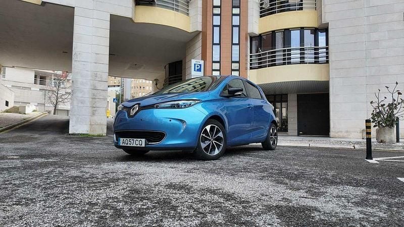 Usado 2017 Renault Zoe Citadino | € 7.000 (Super Preço) - Imagem 1/4
