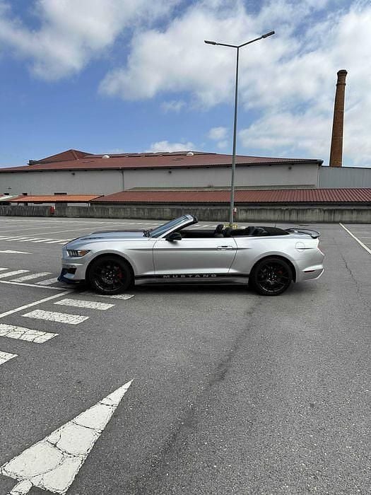 Usado Ford Mustang Premium 317 HP (233 kW) 2017