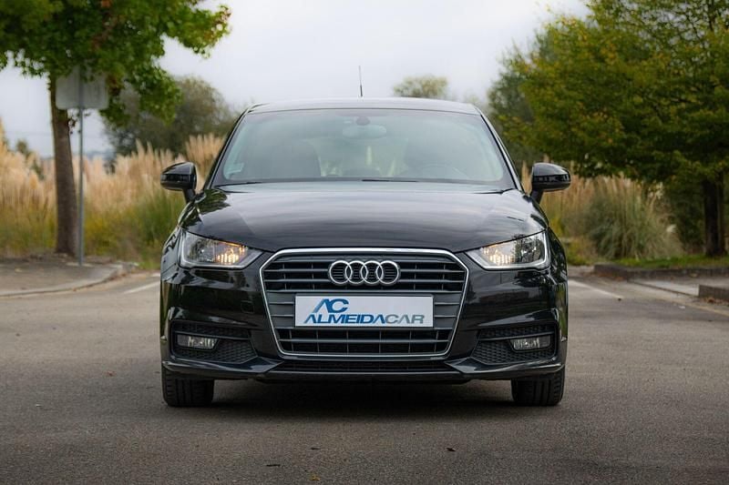 Preto Usado 2017 Audi A1 Design Citadino | € 12.990 (Bom preço) - Imagem 1/4