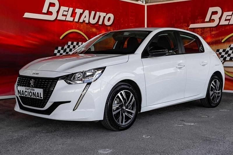 Branco Usado 2023 Peugeot 208 Active Citadino | € 17.800 (Preço justo) - Imagem 1/4