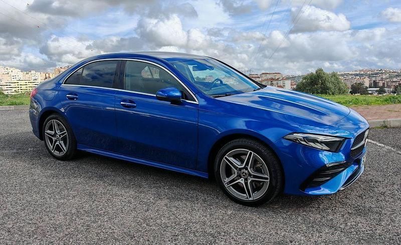 Usado Mercedes A250 AMG 218 HP (160 kW) 2023 Sedan
