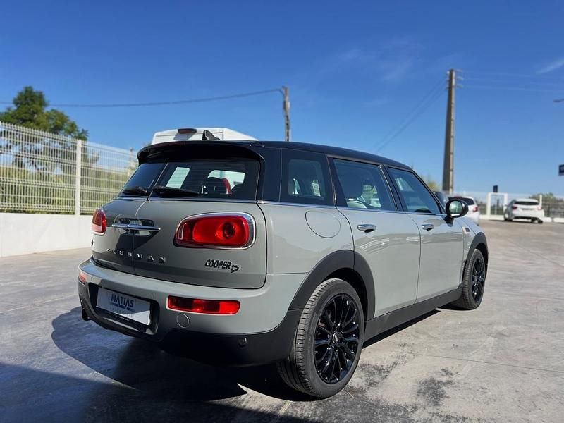 Usado Mini Clubman 150 HP (110 kW) 2016 Cinzento Carrinha