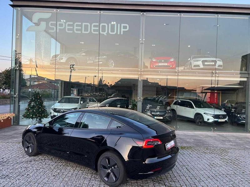 Usado Tesla Model 3 Standard Range Plus 208 kW (283 HP) 2022 Branco Sedan