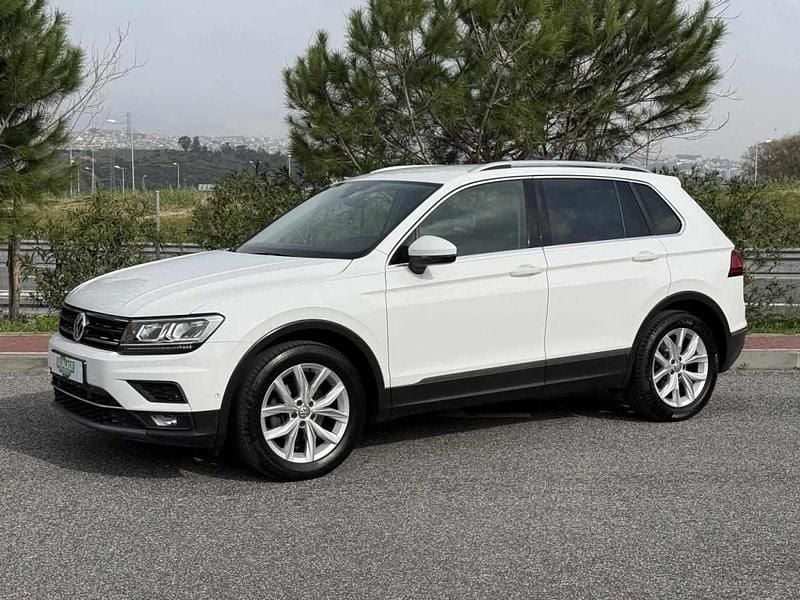 Usado VW Tiguan Highline 150 HP (110 kW) 2018 Branco SUV