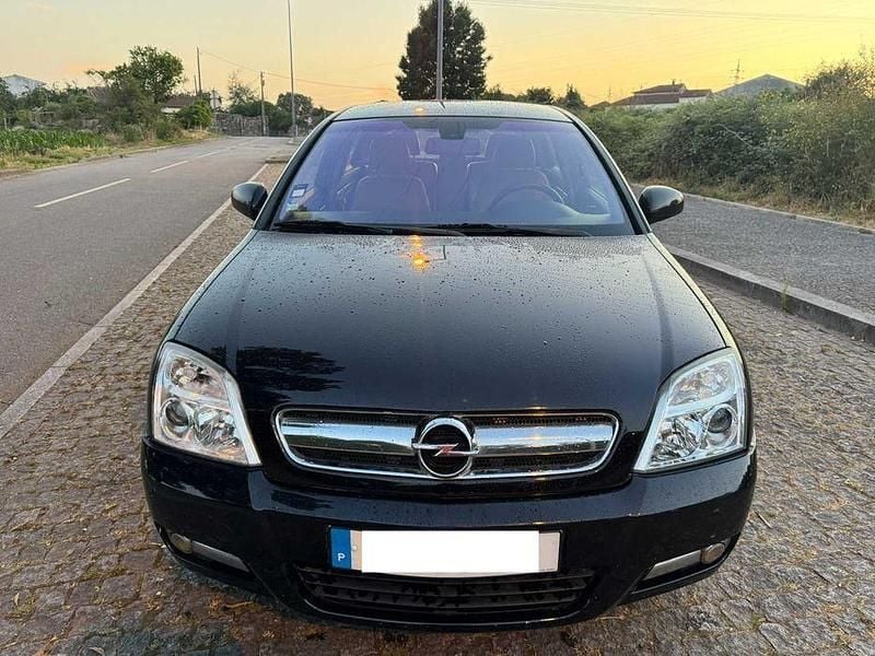 Usado 2005 Opel Signum Businessline Carrinha | € 3.500 - Imagem 1/4