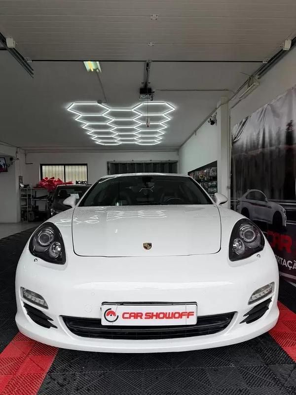 Usado Porsche Panamera Platinum Edition 250 HP (183 kW) 2012 Branco Citadino