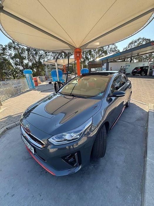 Usado 2019 Kia ProCeed Citadino | € 22.000 - Imagem 1/4