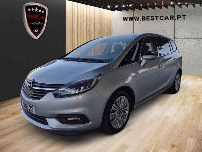 Usado Opel Zafira 136 HP (100 kW) 2018 Cinzento Monovolume