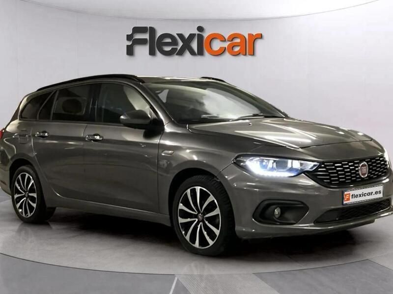 Cinza Usado 2020 Fiat Tipo Lounge Carrinha | € 12.850 (Preço justo) - Imagem 1/4