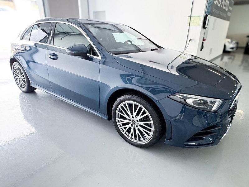 Usado Mercedes A250 AMG line 218 HP (160 kW) 2022 Azul Sedan