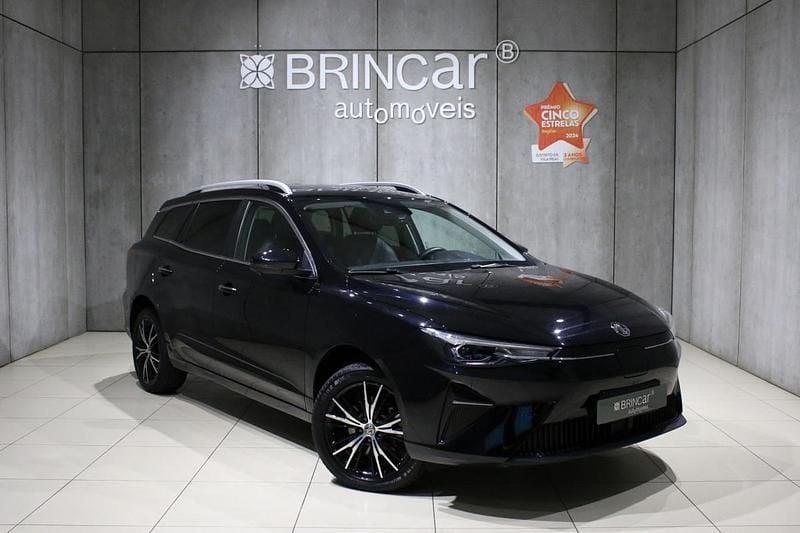 Usado MG MG5 EV Luxury 130 kW (177 HP) 2023 Preto Carrinha