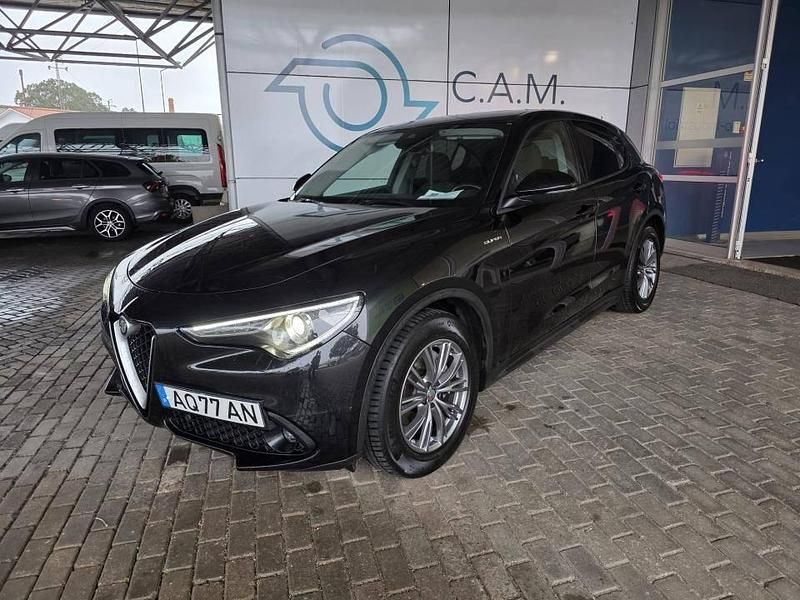 Usado Alfa Romeo Stelvio 190 HP (139 kW) 2022 Preto SUV