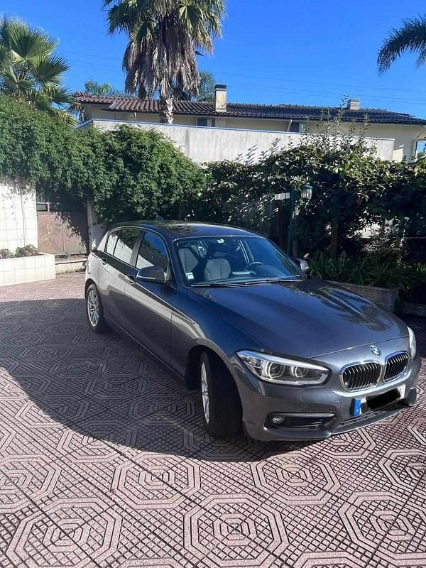 Cinzento Usado 2017 BMW 116 Citadino | € 16.000 (Preço justo) - Imagem 1/4