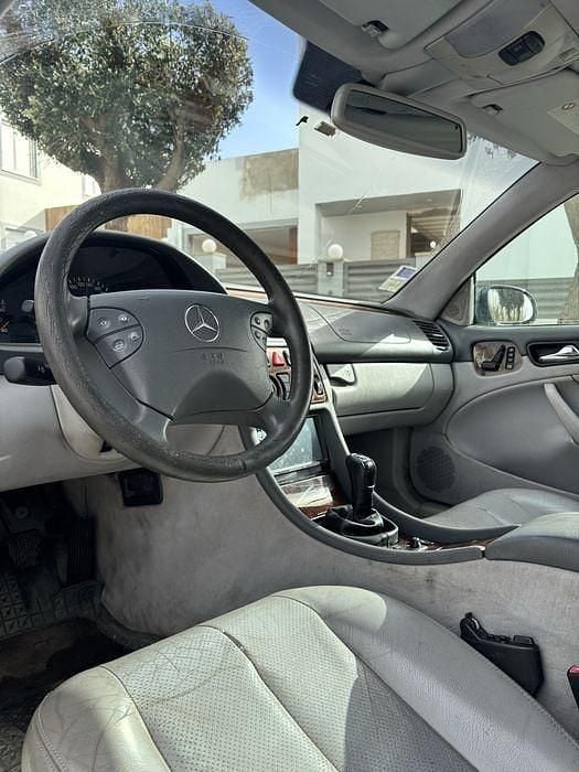 Usado Mercedes CLK200 163 HP (119 kW) 2000