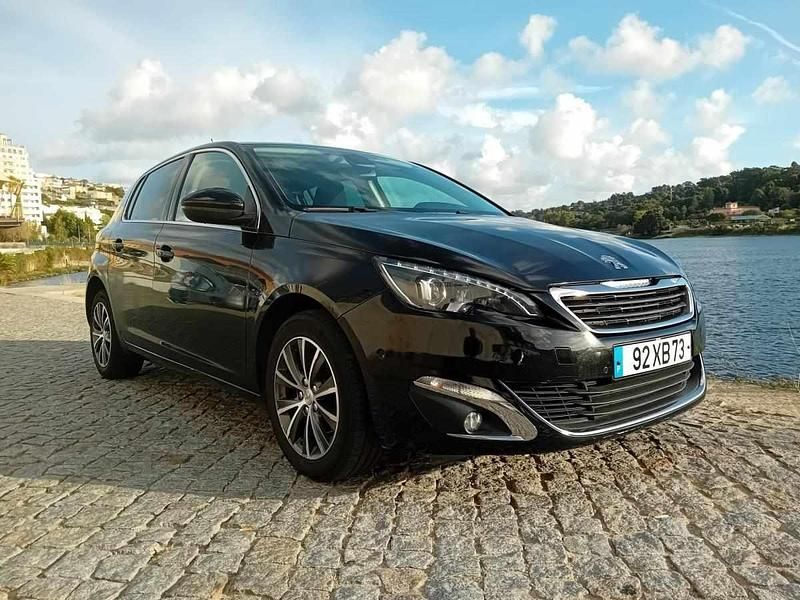 Preto Usado 2015 Peugeot 308 | € 10.950 (Preço justo) - Imagem 1/4
