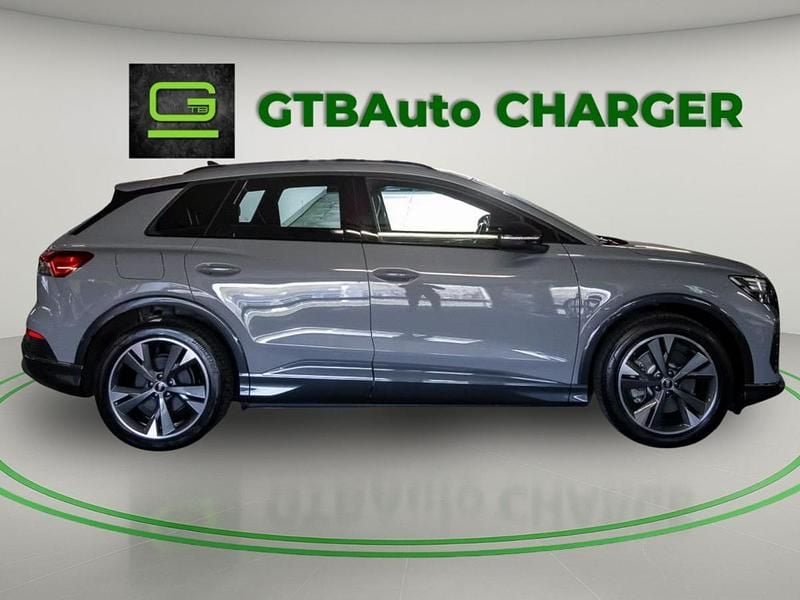 Usado Audi Q4 e-tron 150 kW (204 HP) 2022 Cinzento SUV