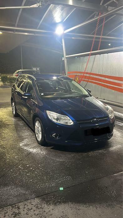Usado 2011 Ford Focus Sedan | € 6.000 (Preço justo) - Imagem 1/4