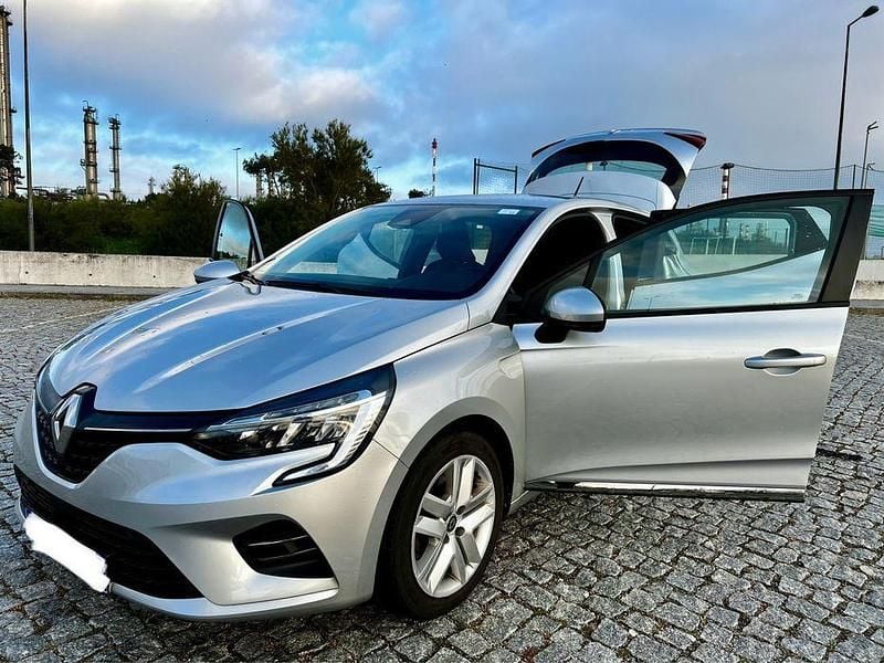 Usado 2020 Renault Clio V Sedan | € 16.450 (Preço justo) - Imagem 1/4