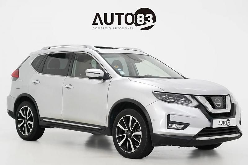 Cinza Usado 2018 Nissan X-Trail Tekna SUV | € 23.990 (Preço elevado) - Imagem 1/4