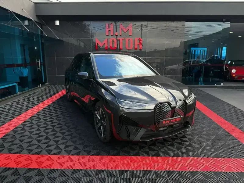 Cinza escuro Usado 2021 BMW iX SUV | € 52.900 (Preço elevado) - Imagem 1/4