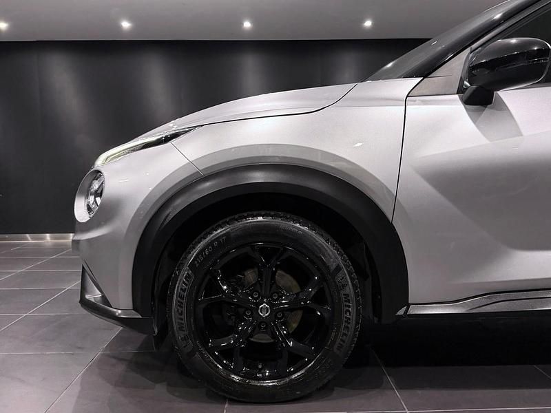 Usado Nissan Juke N-Connecta 115 HP (84 kW) 2021 Cinzento SUV