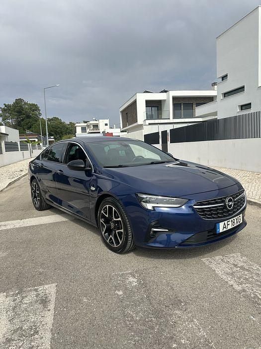 Usado 2021 Opel Insignia Sport Sedan | € 15.900 - Imagem 1/4