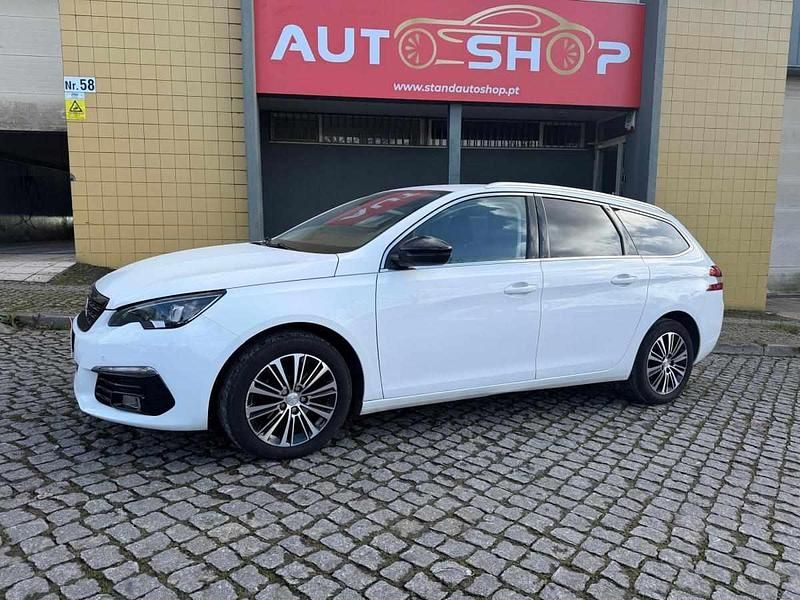 Usado Peugeot 308 SW 130 HP (95 kW) 2021 Branco Carrinha
