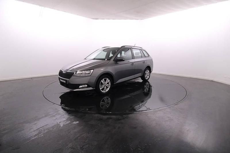 Cinza Usado 2022 Skoda Fabia Ambition Carrinha | € 17.250 (Preço elevado) - Imagem 1/4