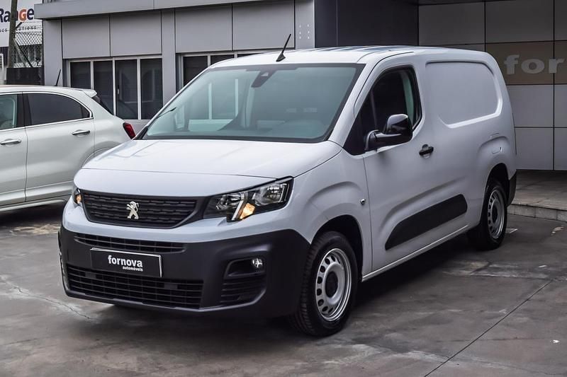 Usado Peugeot Partner 102 HP (75 kW) 2023 Branco Monovolume