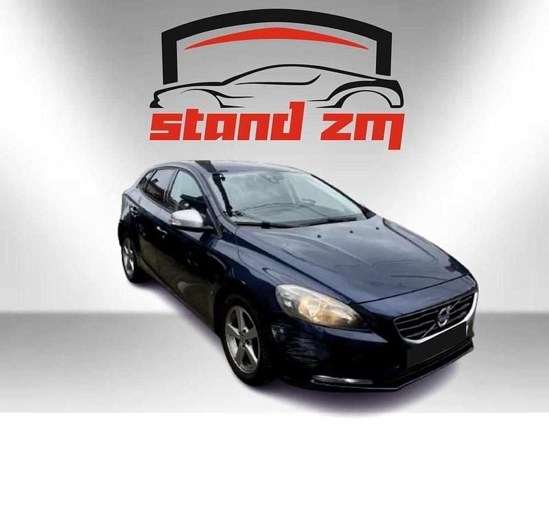 Usado Volvo V40 114 HP (83 kW) 2015 Azul Citadino