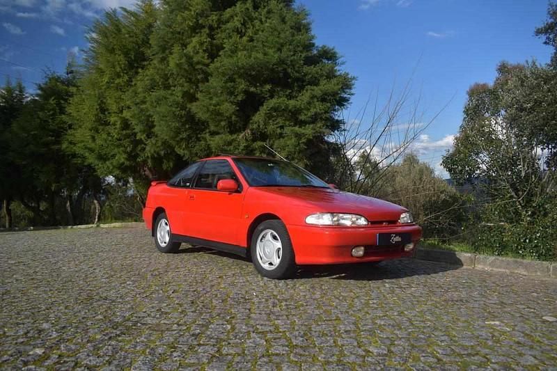 Usado Hyundai S-Coupe 116 HP (85 kW) 1995 Vermelho Coupé