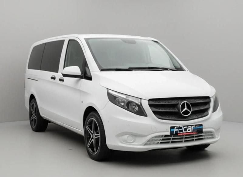 Usado Mercedes Vito 163 HP (119 kW) 2020 Branco Van