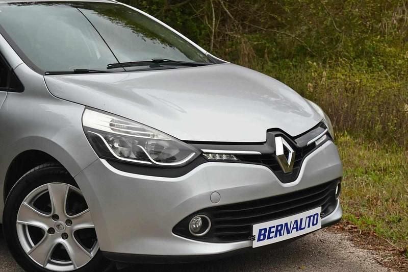 Usado Renault Clio GrandTour 90 HP (66 kW) 2015 Cinzento Carrinha
