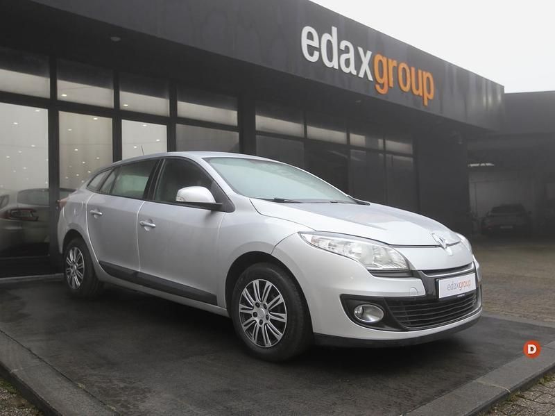Cinzento Usado 2013 Renault Mégane III Carrinha | € 5.490 (Preço justo) - Imagem 1/1