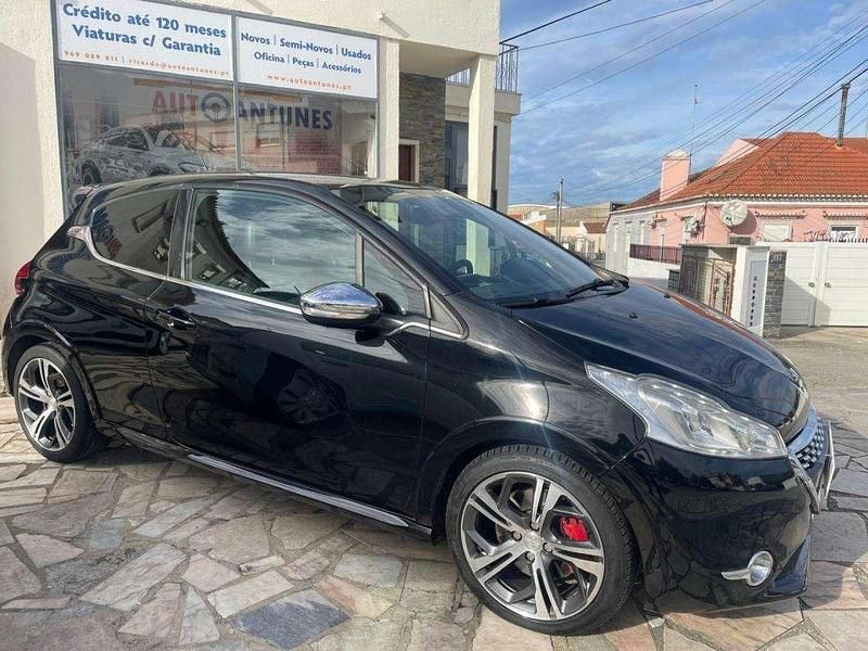 Usado Peugeot 208 GTi 200 HP (147 kW) 2014 Preto Citadino