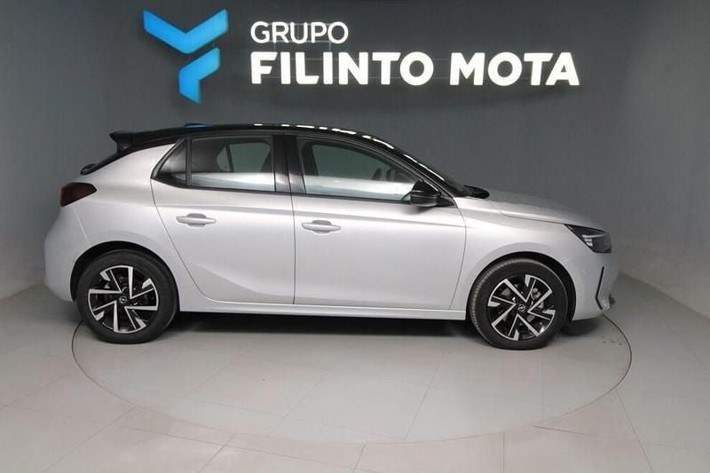 Cinza Usado 2024 Opel Corsa | € 19.540 (Preço elevado) - Imagem 1/4